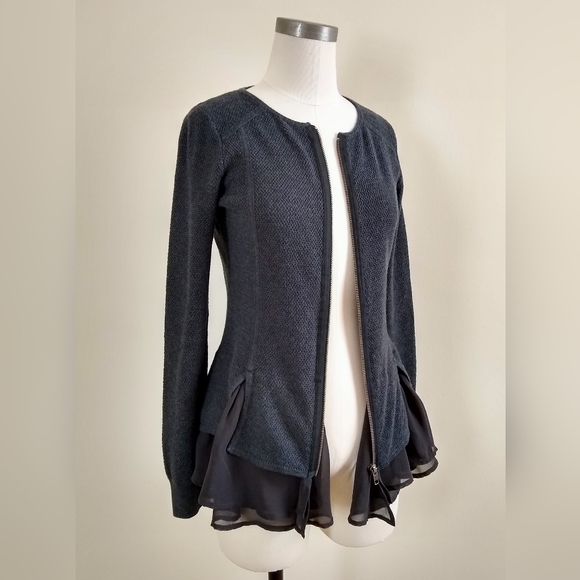 Chiffon Ruffle Knit Jacket - Picture 2 of 7